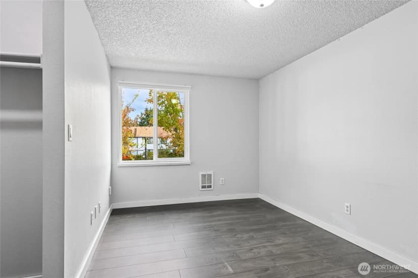 Property photo for 1722 Sw 318th Place #41d, Federal Way photo 16