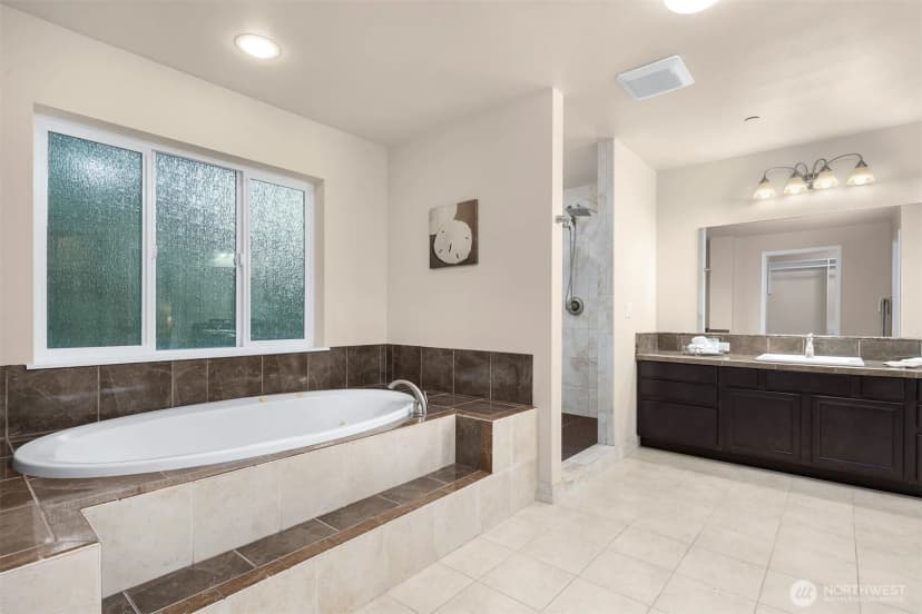 Property photo for 16125 Se 44th Way, Bellevue photo 19