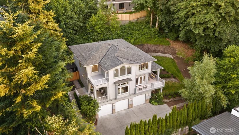 Property photo for 16125 Se 44th Way, Bellevue