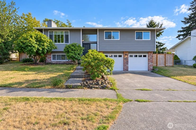 Property photo for 1012 E Laurel Street, Kent