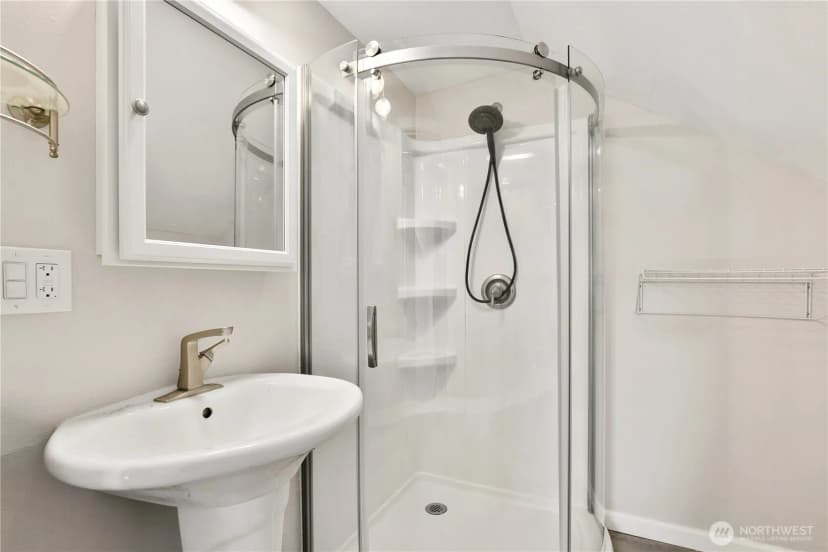 Property photo for 5215 Mcdacer Avenue, Tacoma photo 27