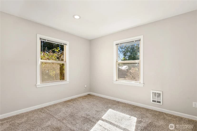 Property photo for 5215 Mcdacer Avenue, Tacoma photo 20