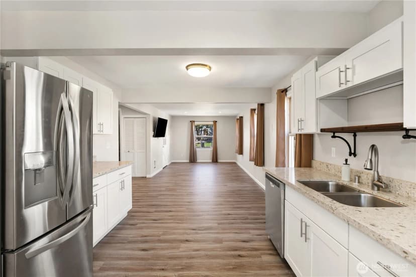 Property photo for 5215 Mcdacer Avenue, Tacoma photo 15
