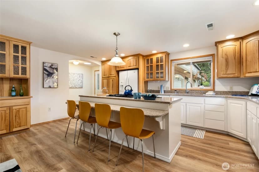 Property photo for 1730 216th Street Sw, Lynnwood photo 6