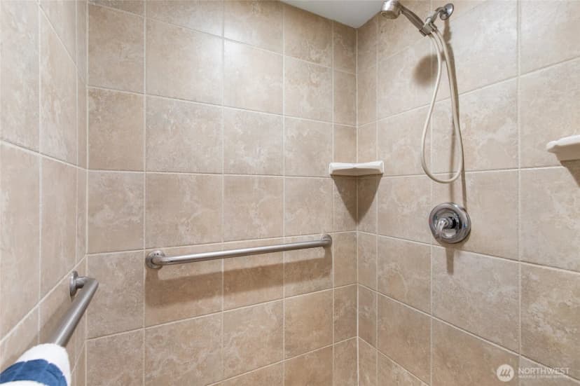 Property photo for 1730 216th Street Sw, Lynnwood photo 24