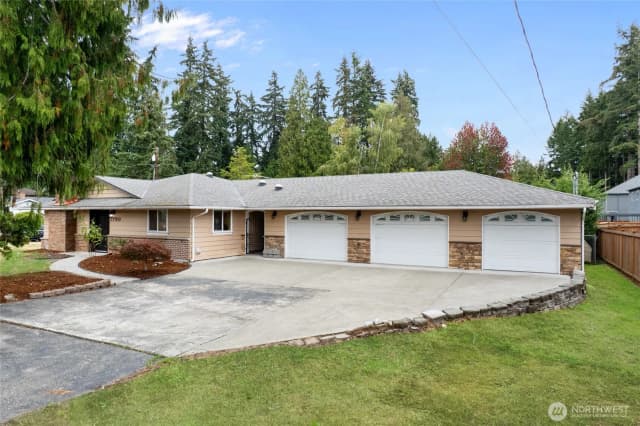Property photo for 1730 216th Street Sw, Lynnwood