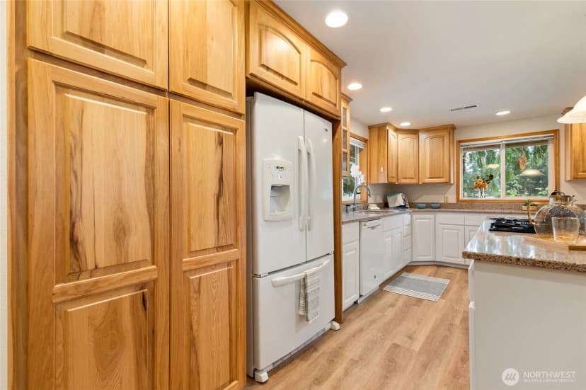 Property photo for 1730 216th Street Sw, Lynnwood photo 8