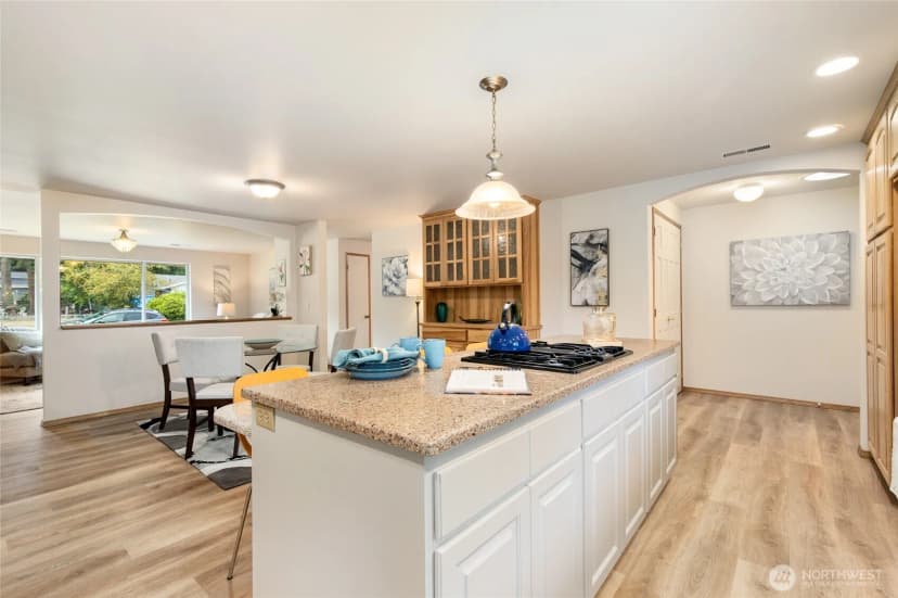 Property photo for 1730 216th Street Sw, Lynnwood photo 12