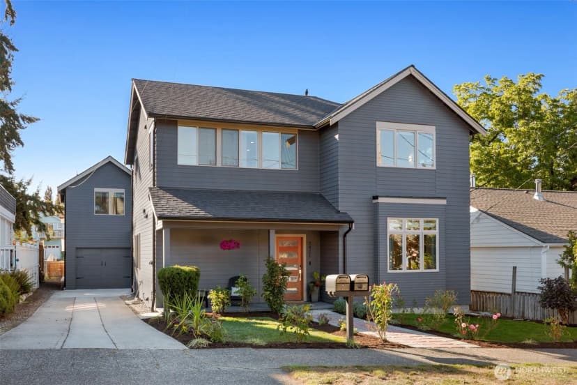 Property photo for 3821 19th Avenue Sw, Seattle