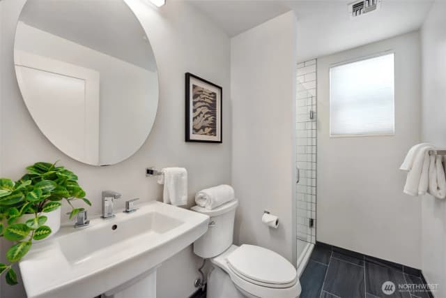 Property photo for 3821 19th Avenue Sw, Seattle photo 5