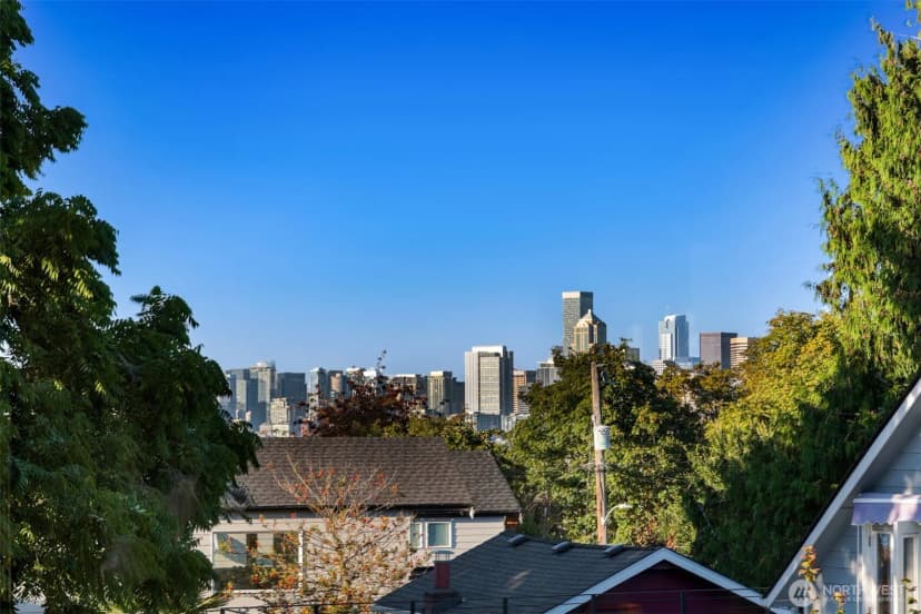 Property photo for 3821 19th Avenue Sw, Seattle photo 37