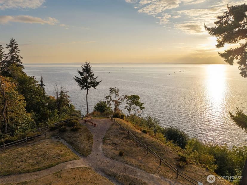 Property photo for 6652 Waterton Circle, Mukilteo photo 35