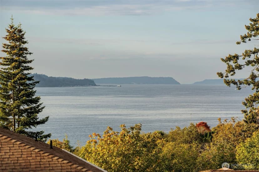 Property photo for 6652 Waterton Circle, Mukilteo photo 15