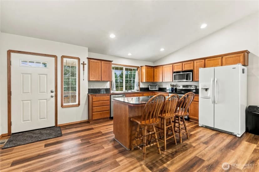 Property photo for 2607 Brookdale Road E, Tacoma photo 10