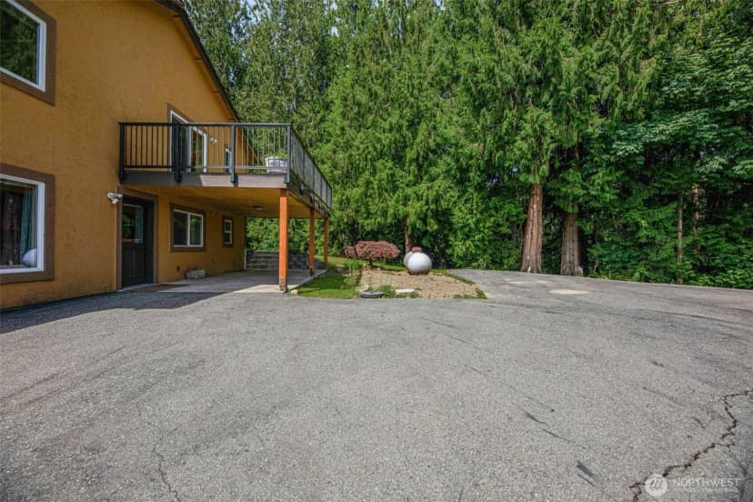 Property photo for 23314 Mount Forest Boulevard, Monroe photo 31