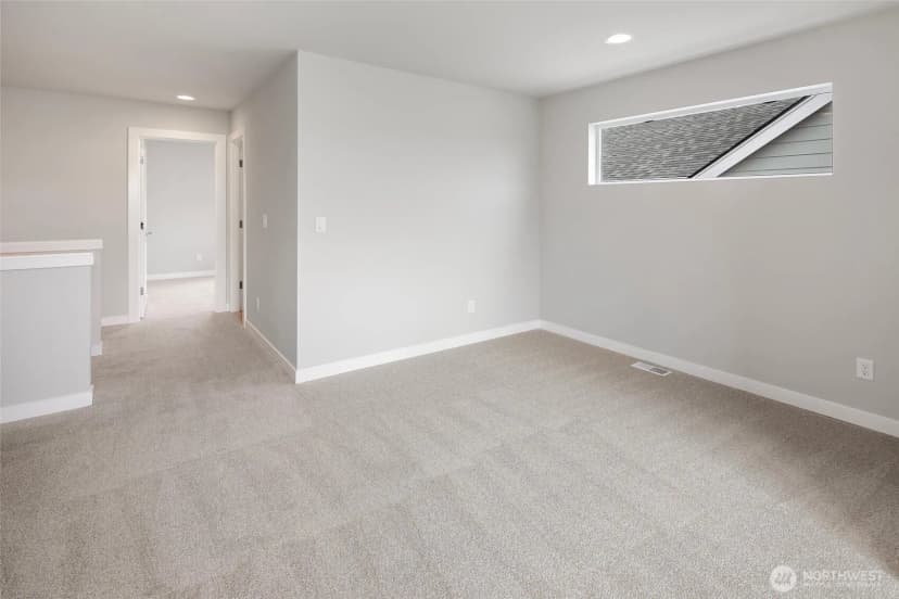 Property photo for 592 Sw 97th Street #2, Seattle photo 16