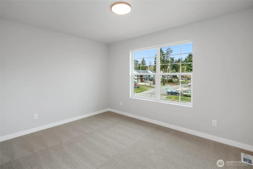 Property photo for 592 Sw 97th Street #2, Seattle photo 22