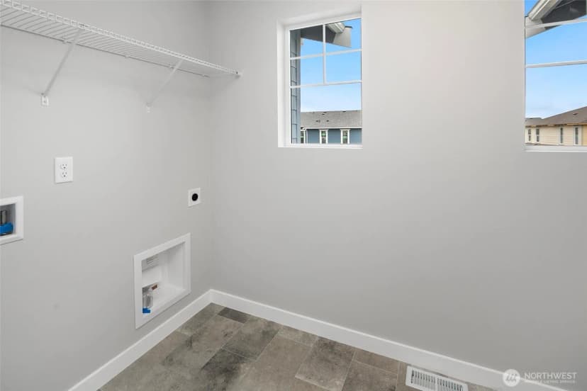 Property photo for 592 Sw 97th Street #2, Seattle photo 31