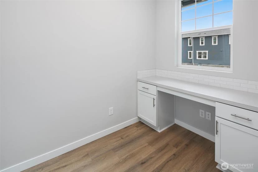 Property photo for 592 Sw 97th Street #2, Seattle photo 34