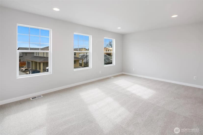 Property photo for 592 Sw 97th Street #2, Seattle photo 24