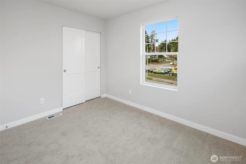 Property photo for 592 Sw 97th Street #2, Seattle photo 20