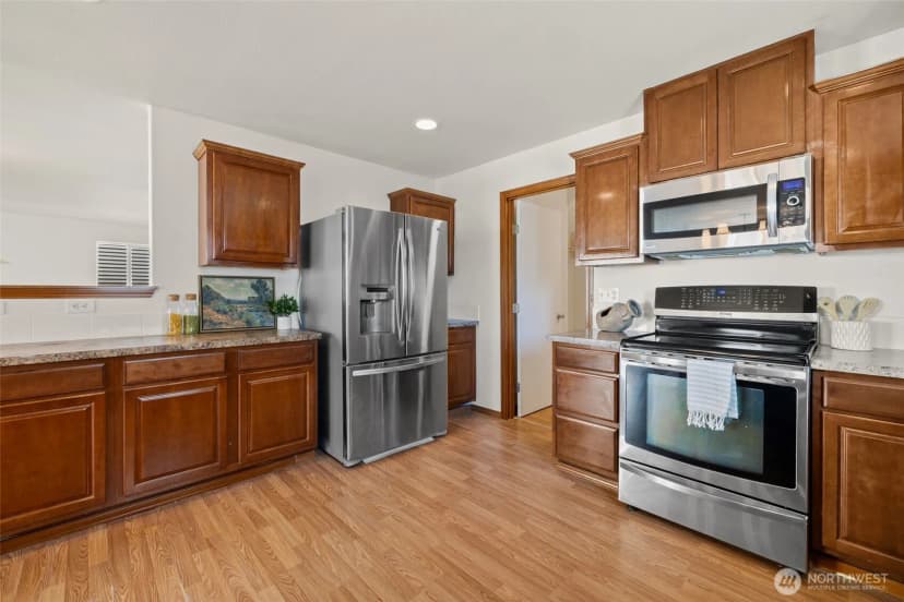 Property photo for 1825 179th Street Ct E, Spanaway photo 8