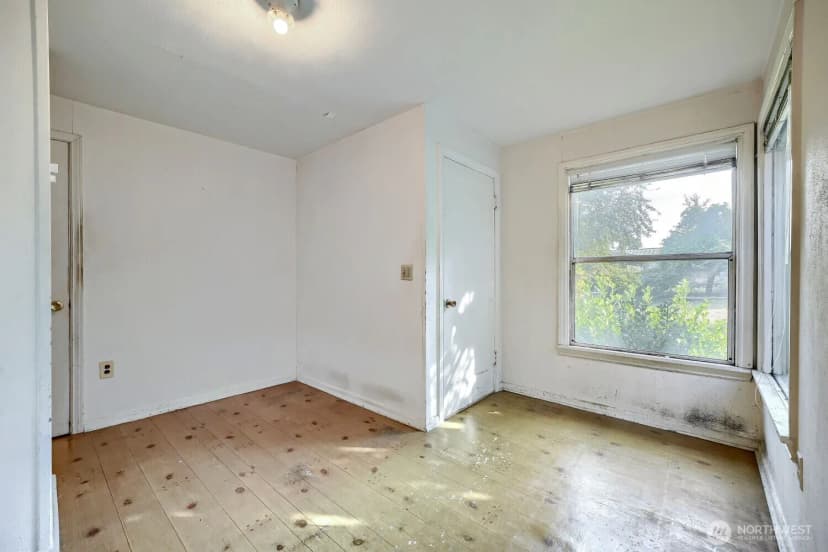 Property photo for 4329 S Webster Street, Seattle photo 5