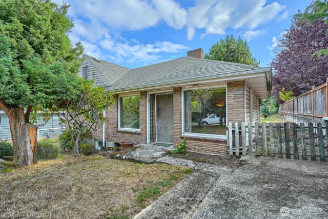 Property photo for 4329 S Webster Street, Seattle
