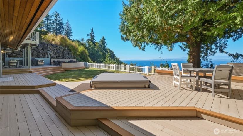Property photo for 11812 Marine View Drive, Edmonds photo 29