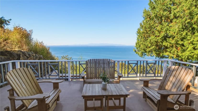Property photo for 11812 Marine View Drive, Edmonds photo 28
