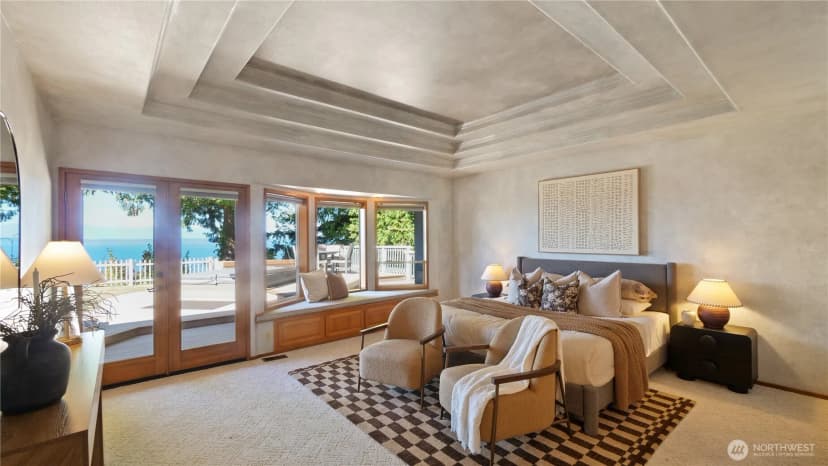 Property photo for 11812 Marine View Drive, Edmonds photo 19