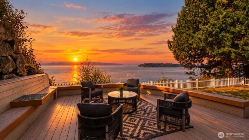 Property photo for 11812 Marine View Drive, Edmonds