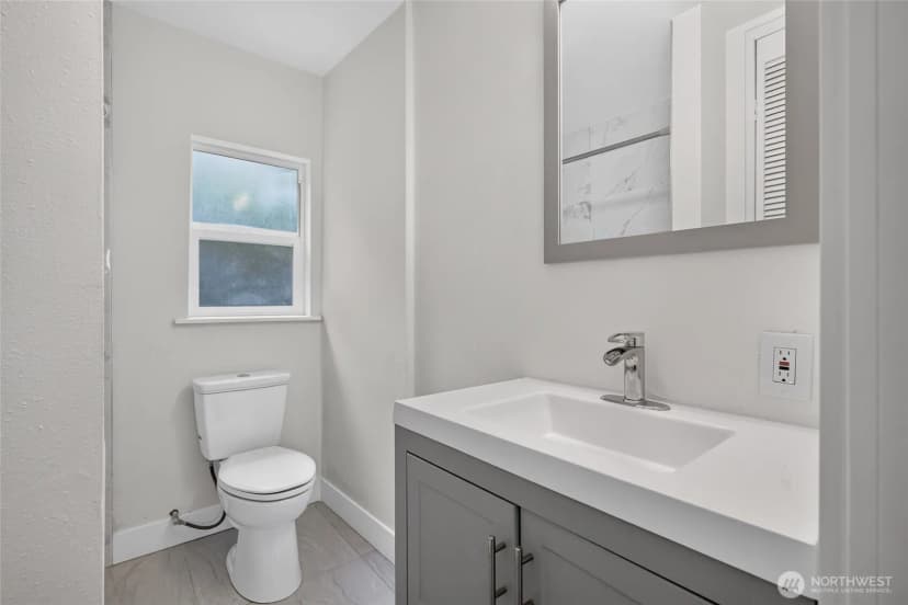 Property photo for 3023 Sw Charlestown Street, Seattle photo 17