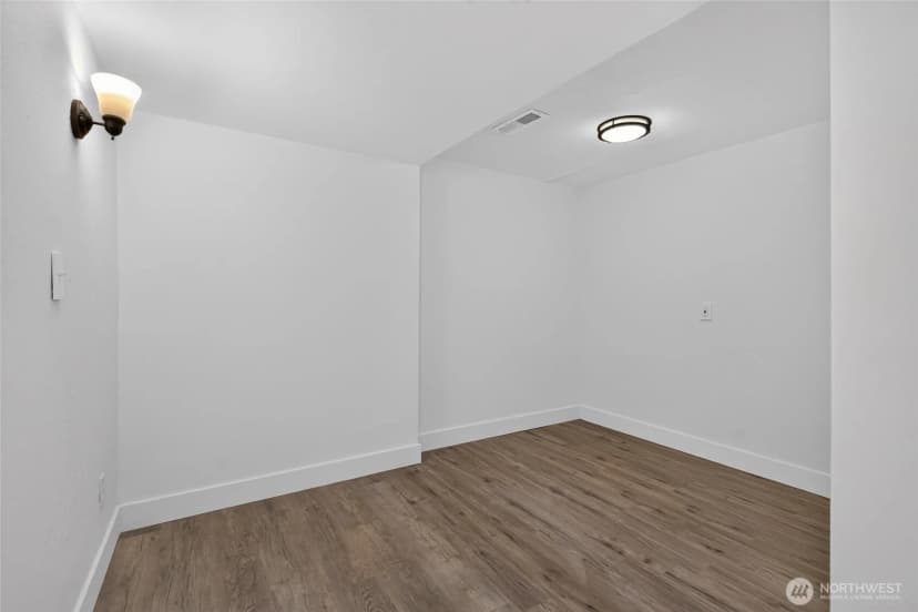 Property photo for 3023 Sw Charlestown Street, Seattle photo 24