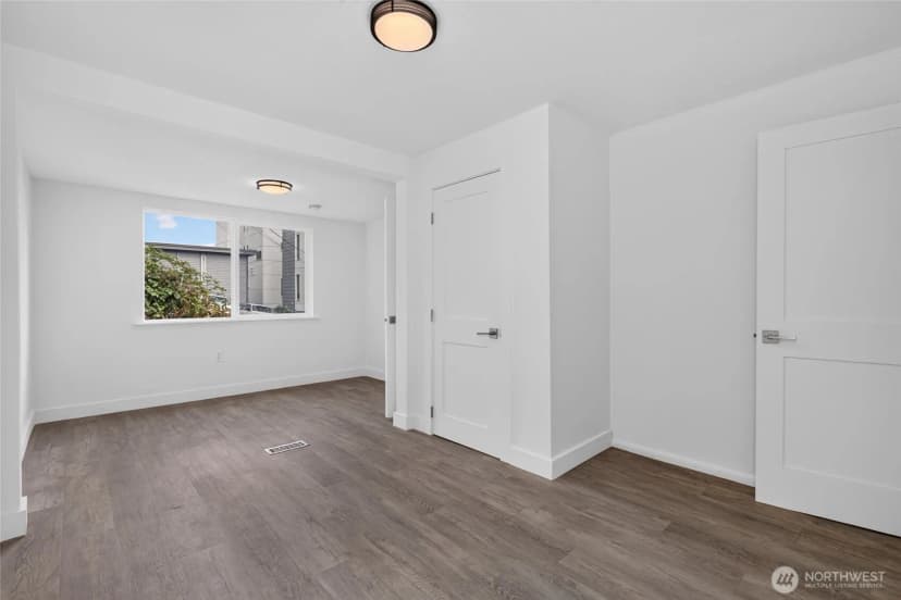 Property photo for 3023 Sw Charlestown Street, Seattle photo 15