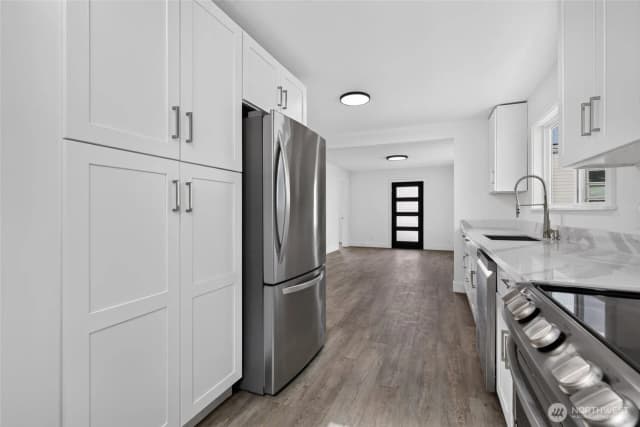 Property photo for 3023 Sw Charlestown Street, Seattle photo 5