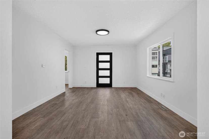 Property photo for 3023 Sw Charlestown Street, Seattle photo 9