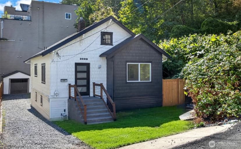 Property photo for 3023 Sw Charlestown Street, Seattle