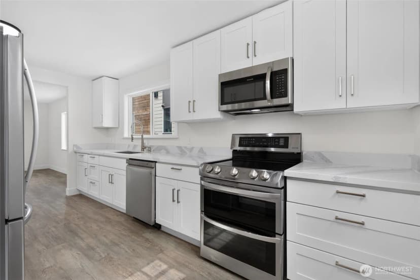 Property photo for 3023 Sw Charlestown Street, Seattle photo 3