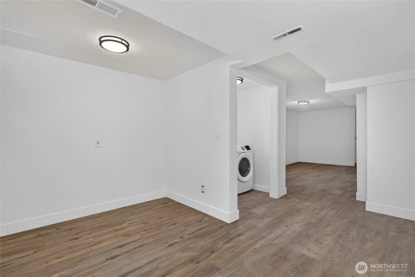 Property photo for 3023 Sw Charlestown Street, Seattle photo 23