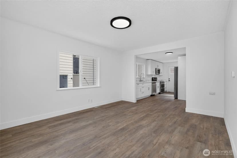 Property photo for 3023 Sw Charlestown Street, Seattle photo 11