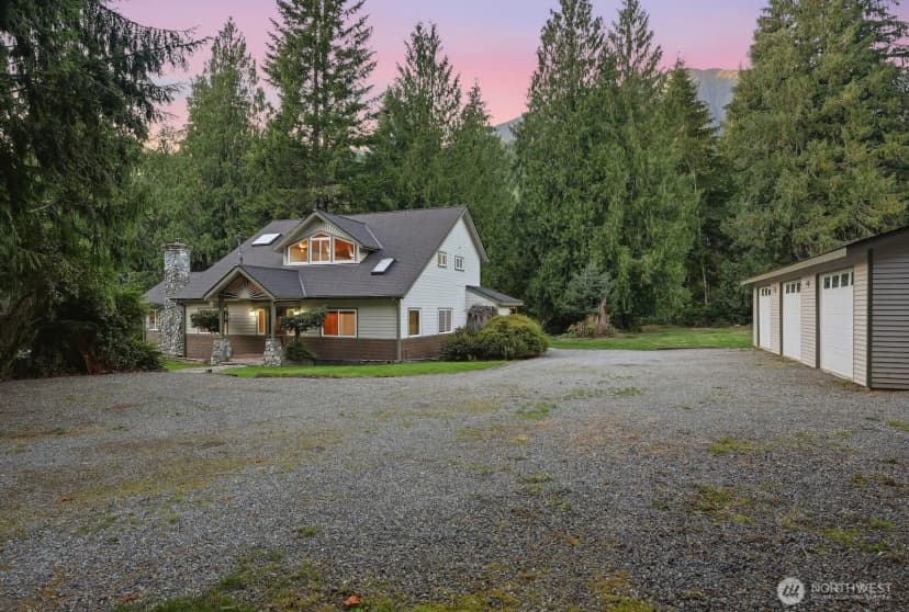Property photo for 12610 480th Avenue Se, North Bend photo 31