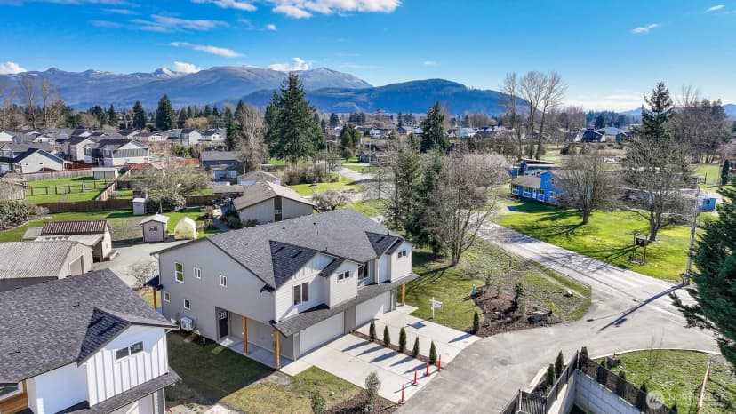 Property photo for 710 F And S Grade Rd #a, Sedro Woolley photo 32