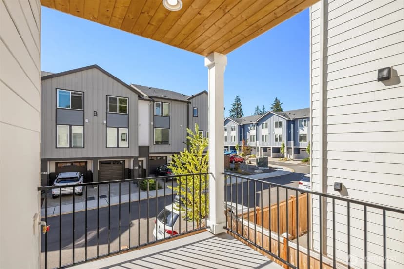 Property photo for 10 160th Place Se, Bothell photo 15