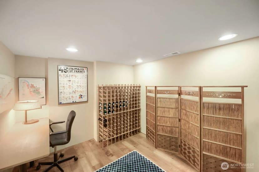 Property photo for 16122 Ne 49th Court, Redmond photo 25