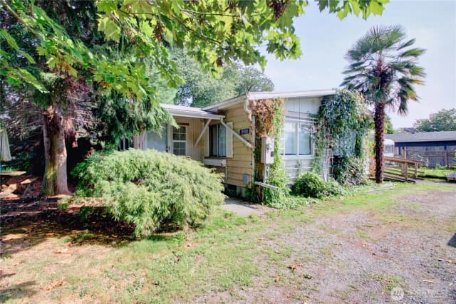 Property photo for 19806 Apostolic Way, Burlington