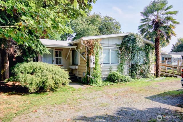 Property photo for 19806 Apostolic Way, Burlington photo 2
