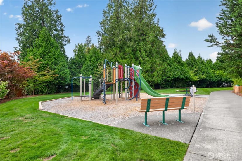Property photo for 21217 Se 260th Street, Maple Valley photo 38