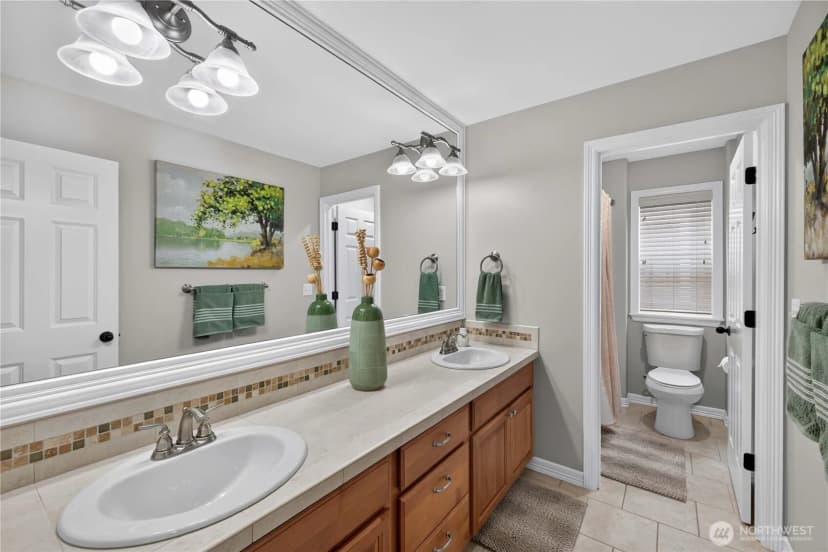 Property photo for 21217 Se 260th Street, Maple Valley photo 29