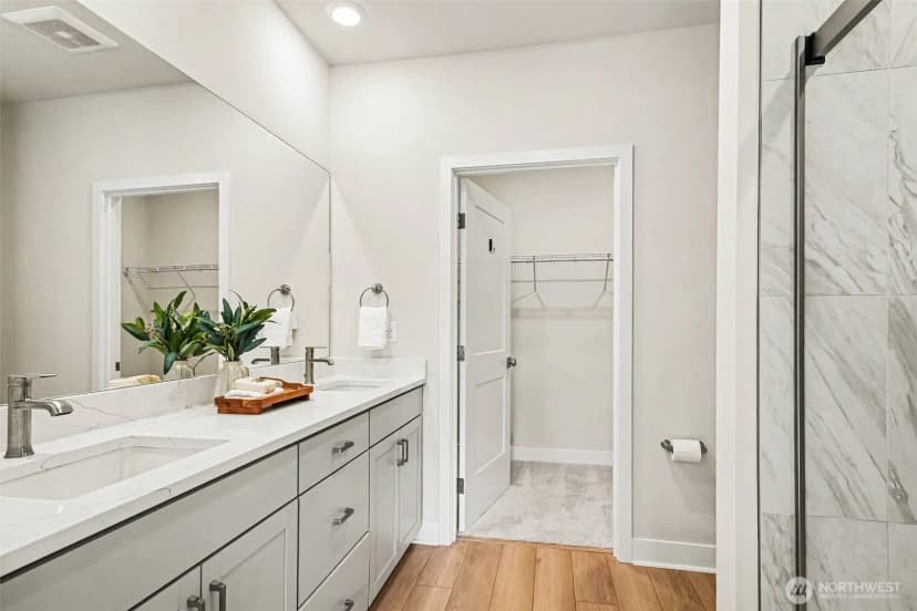 Property photo for 14598 Westminster Way N #304, Shoreline photo 14